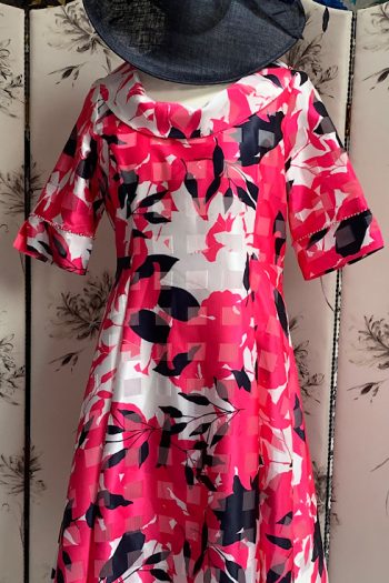 Fabulous LIZABELLA Outfit - Hot Pink/Navy Size 14 - BNWT This Seasons Design