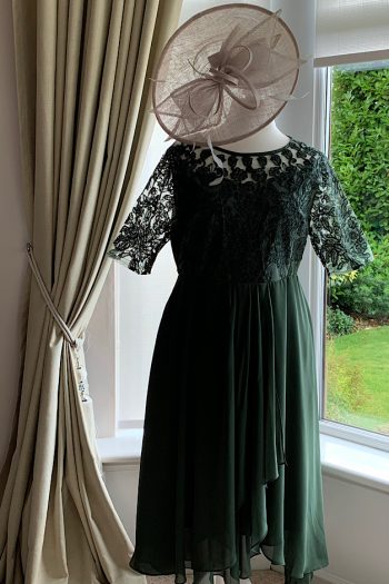 Pretty Lace and Chiffon Special Occasion Dress Size 20/22 Forest Green BNWOT