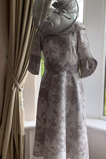 Stunning LIZABELLA Dress -Silver/Blush- This Seasons Design- Size10 - BNWT