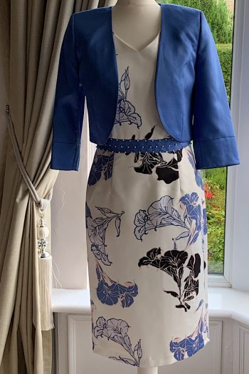 Beautiful LIZABELLA Outfit -Azure Print- Size8 - BNWT