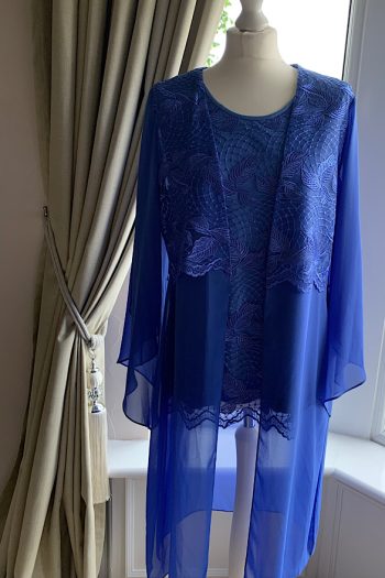 Gorgeous LIZABELLA Trouser Suit -Azure- This Seasons Design- Size12 - BNWT
